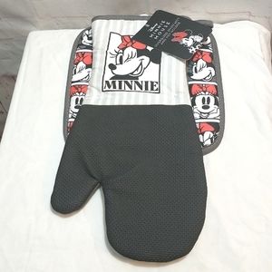 DISNEY Minnie Mouse Oven Mitt And Pot Holder Set NWT